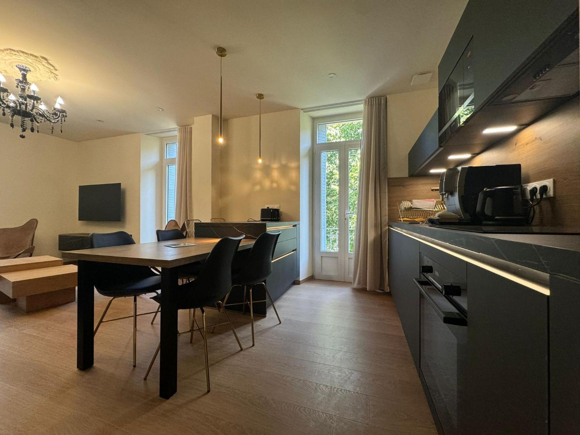 Appartements Confortables Avec Vue Montagne - Residence Villa Belle Fleur Château-Ville-Vieille Buitenkant foto