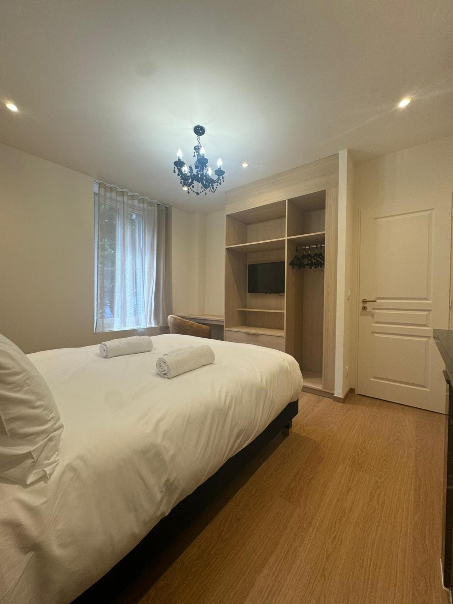 Appartements Confortables Avec Vue Montagne - Residence Villa Belle Fleur Château-Ville-Vieille Buitenkant foto