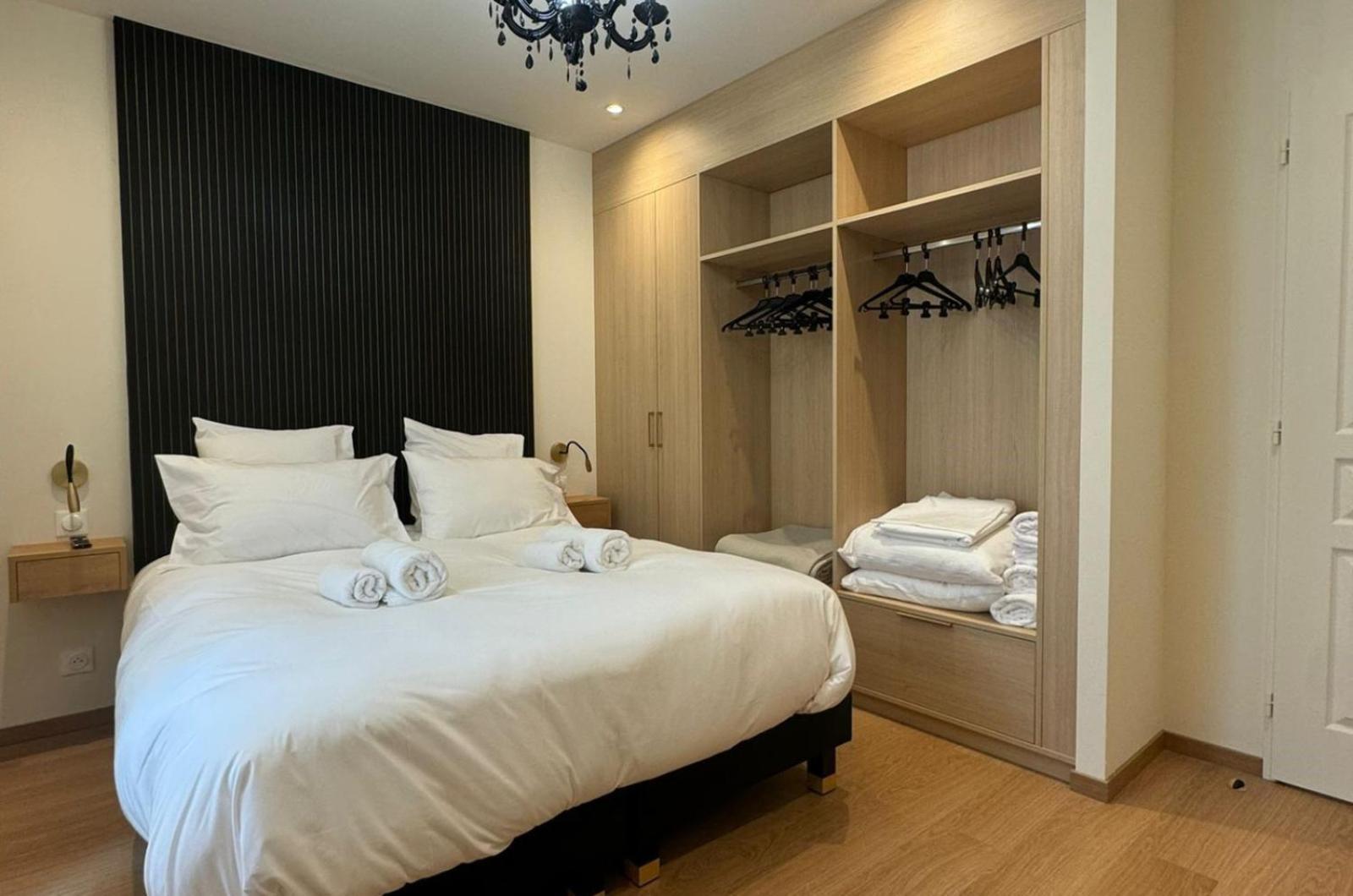 Appartements Confortables Avec Vue Montagne - Residence Villa Belle Fleur Château-Ville-Vieille Buitenkant foto