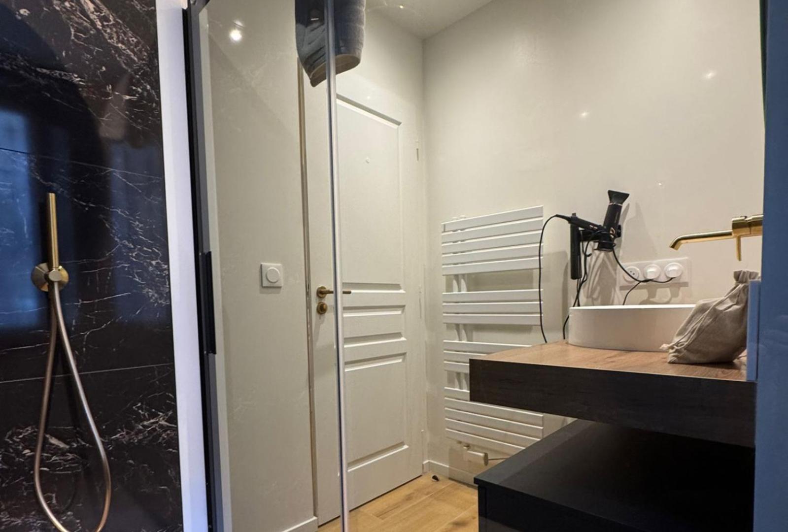 Appartements Confortables Avec Vue Montagne - Residence Villa Belle Fleur Château-Ville-Vieille Buitenkant foto