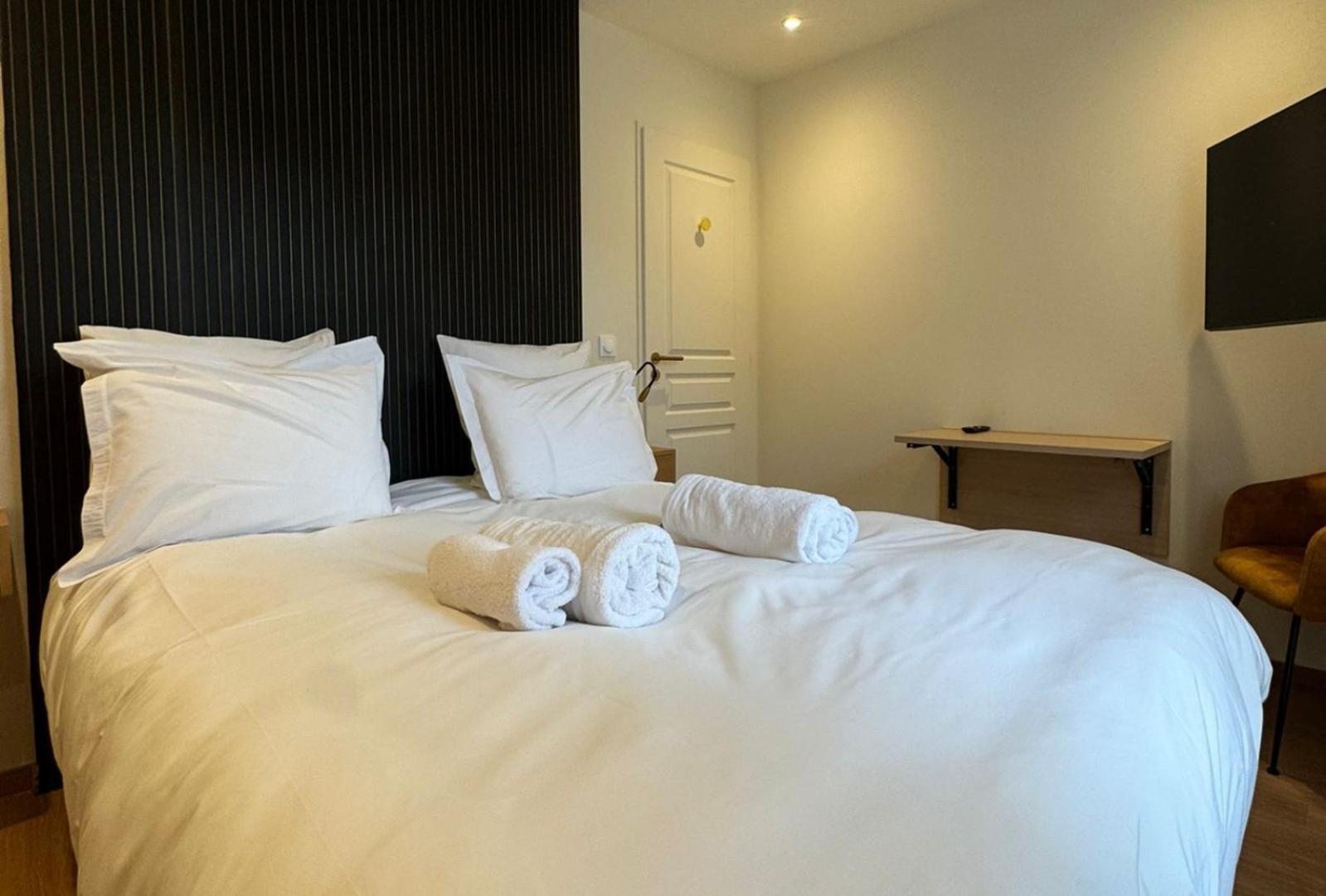 Appartements Confortables Avec Vue Montagne - Residence Villa Belle Fleur Château-Ville-Vieille Buitenkant foto